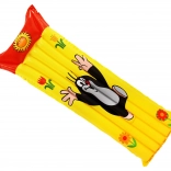 Aufblasbare Matratze mit dem kleinen Maulwurf