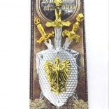 Set aus Schwertern und Schild in glänzendem Silberdesign