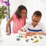 Gießen und Malen – Safari-Magnete und Anstecknadeln