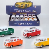 Auto mit Rückziehmotor im Maßstab 1:32