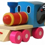 Holz-Zugmaschine mit dem kleinen Maulwurf