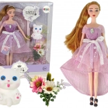 Puppe Emily mit langen Haaren und weißem Kätzchen