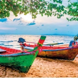 Puzzle Bunte Boote am Strand 2000 Teile