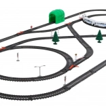 Große Kinder-Eisenbahn mit Waggons und einer über 9 Meter langen Strecke – 70 Teile