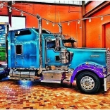 Diamantmalerei Glänzender Truck 30x40 cm