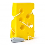 Durchzieh-Labyrinth aus Holz in Käseform mit Maus