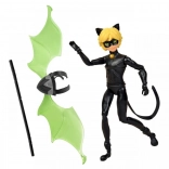 Miraculous Cat Noir-Figur mit kämpferischen Flügeln