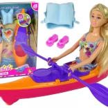 Set mit Puppe und orangem Kajak mit Zubehör