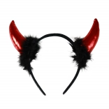 Teufelshörner mit Federn