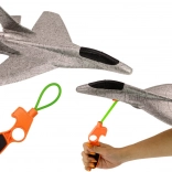 Styropor-Jagdflugzeug mit Abschussvorrichtung grau